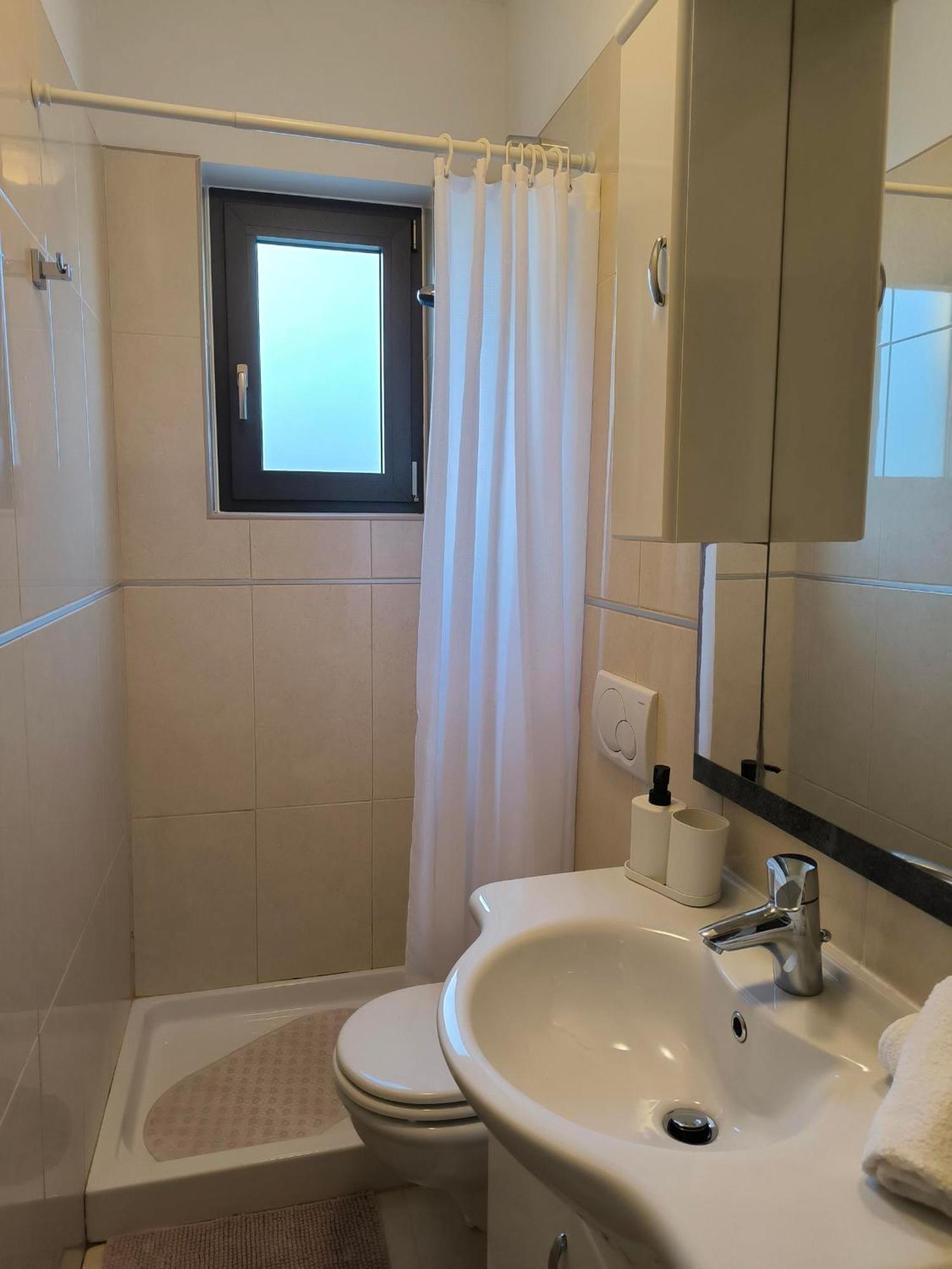 Rooms And Apartment Matika Ρόβινι Εξωτερικό φωτογραφία