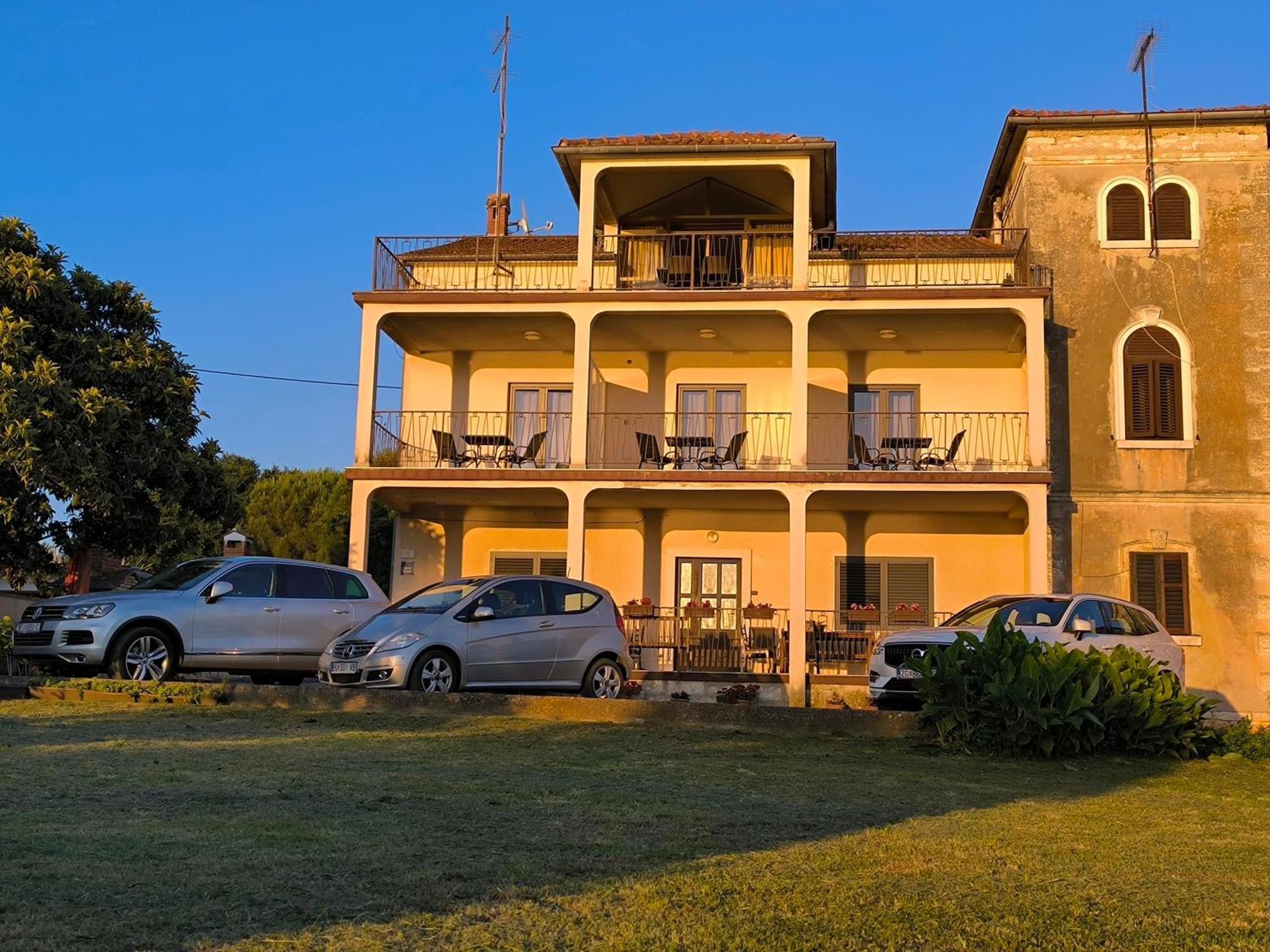 Rooms And Apartment Matika Ρόβινι Εξωτερικό φωτογραφία